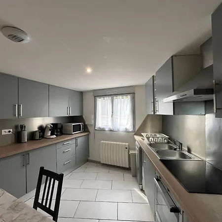 شقة Spacieux Duplex A La Bourboule, 87m² Pour 6 Pers. - Fr-1-608-296