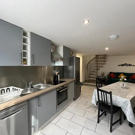 شقة Spacieux Duplex A La Bourboule, 87m² Pour 6 Pers. - Fr-1-608-296 *